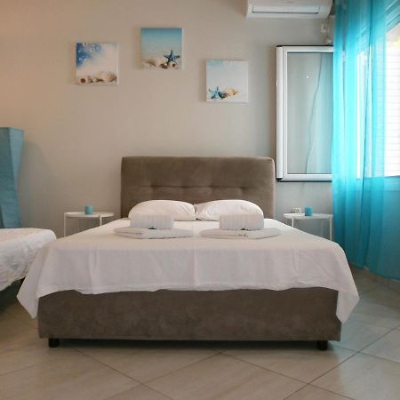 The Island Appartement Athene Buitenkant foto