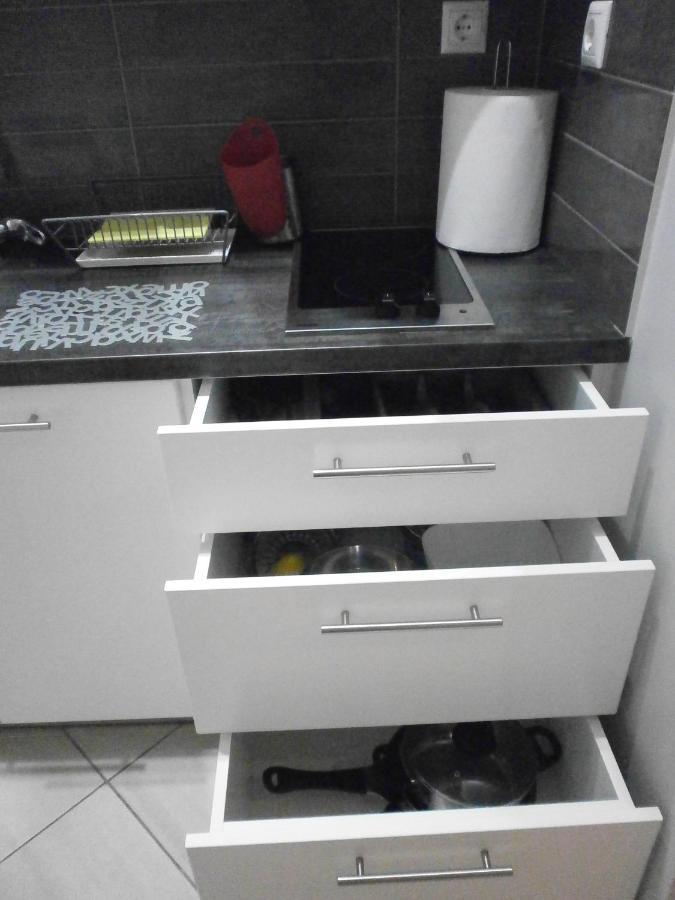 The Island Appartement Athene Buitenkant foto